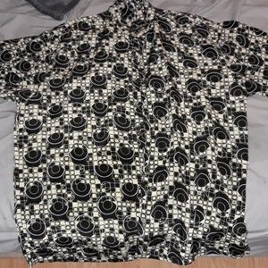 Trippy Circle pattern button down shirt